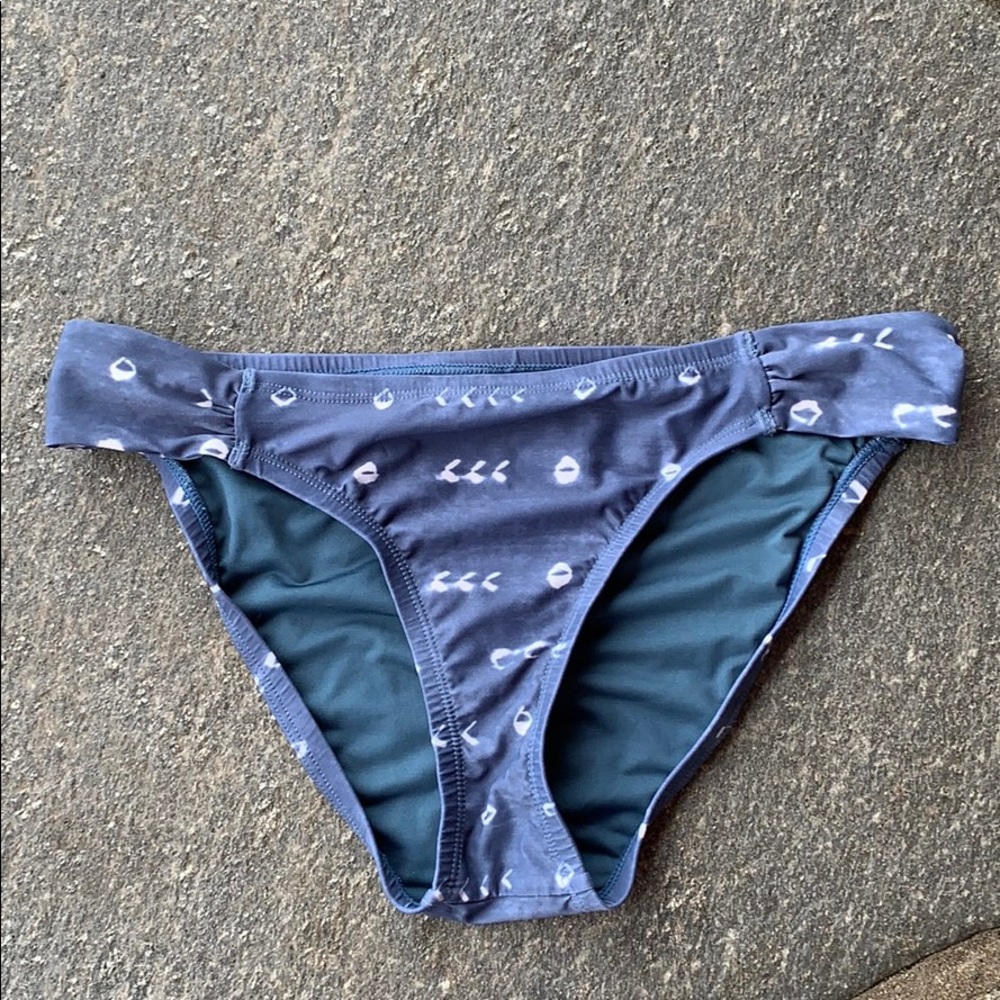 Carve Designs Adult Swimsuit Bottoms